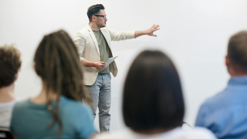 El docente como líder y agente de cambio